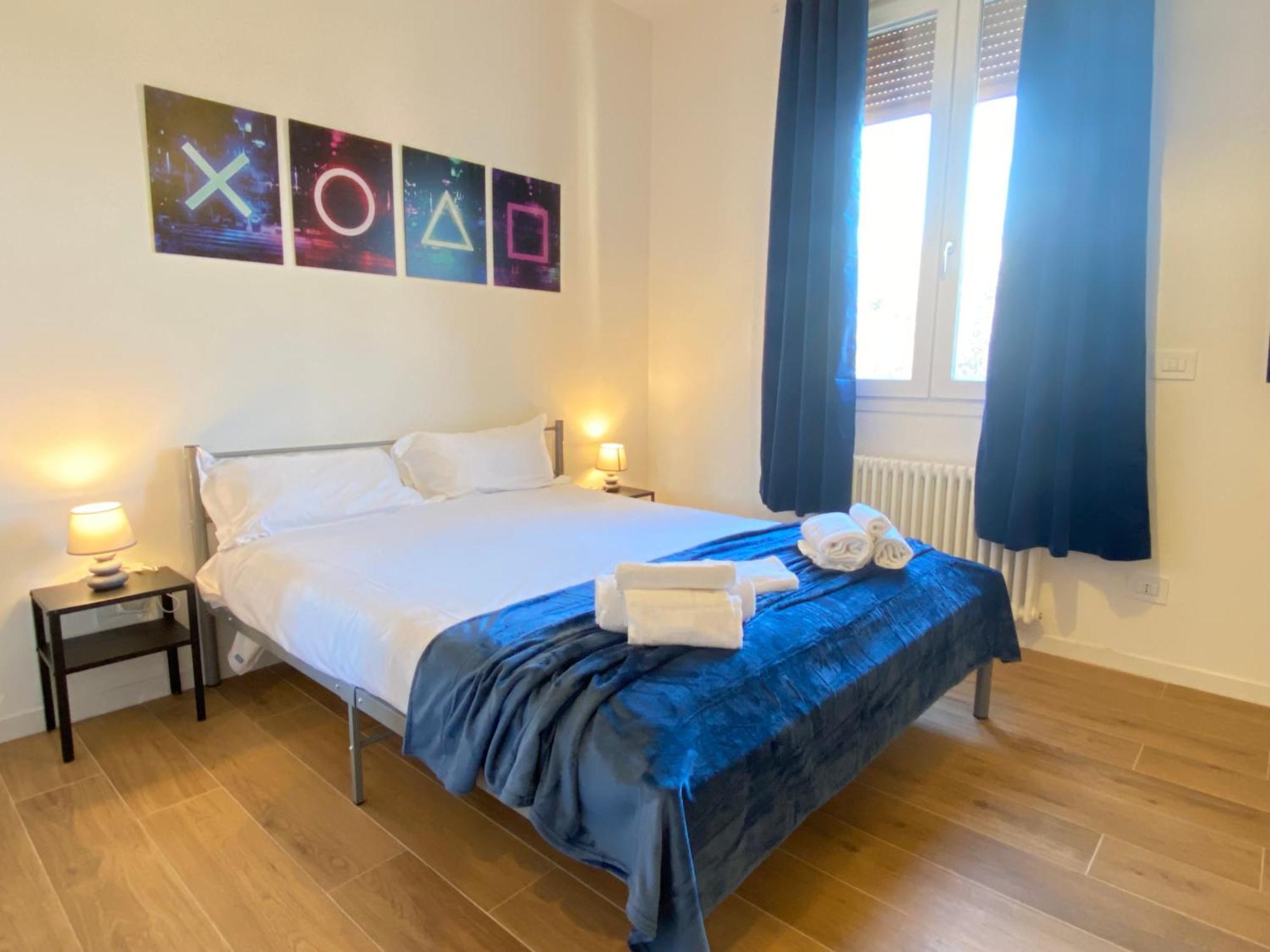 Avantgard Rooms Red Carpet Bologna Bagian luar foto