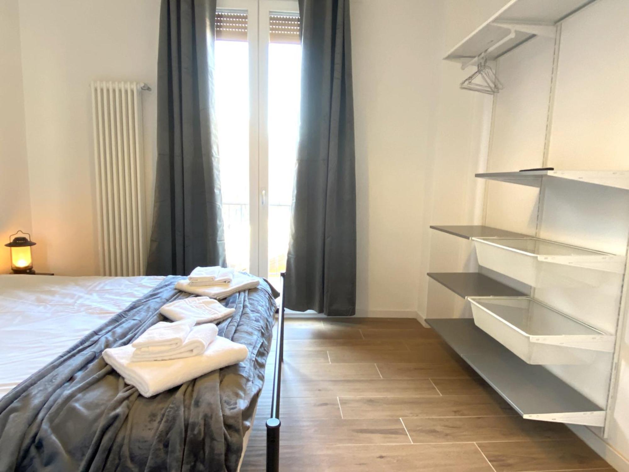 Avantgard Rooms Red Carpet Bologna Bagian luar foto